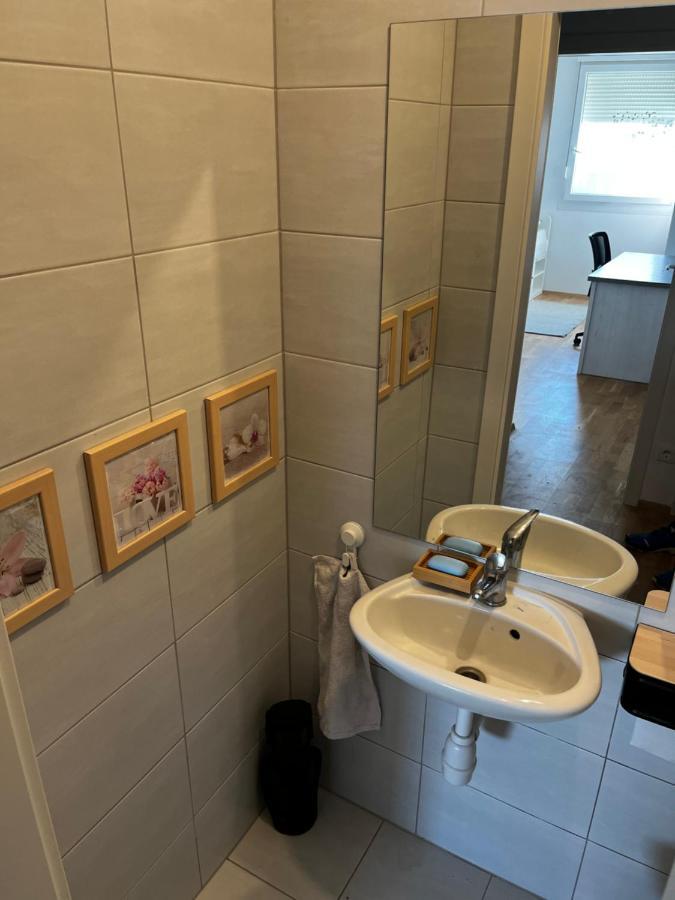 Appartamento Apartman Vanesa Spalato Esterno foto